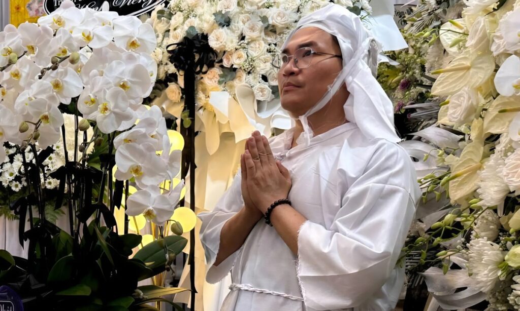 Đại Nghĩa: 'Buồn nhưng không khổ não trước sự ra đi đột ngột của mẹ'