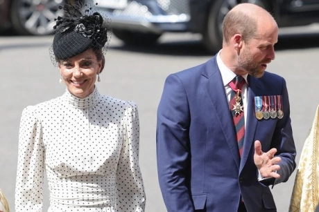 Kate Middleton tôn vinh Diana tại lễ kỷ niệm VE Day với trang phục ý nghĩa