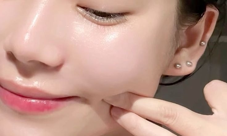 Vitamin C: Bí Quyết Giữ Da Trẻ Trung Mỗi Sáng